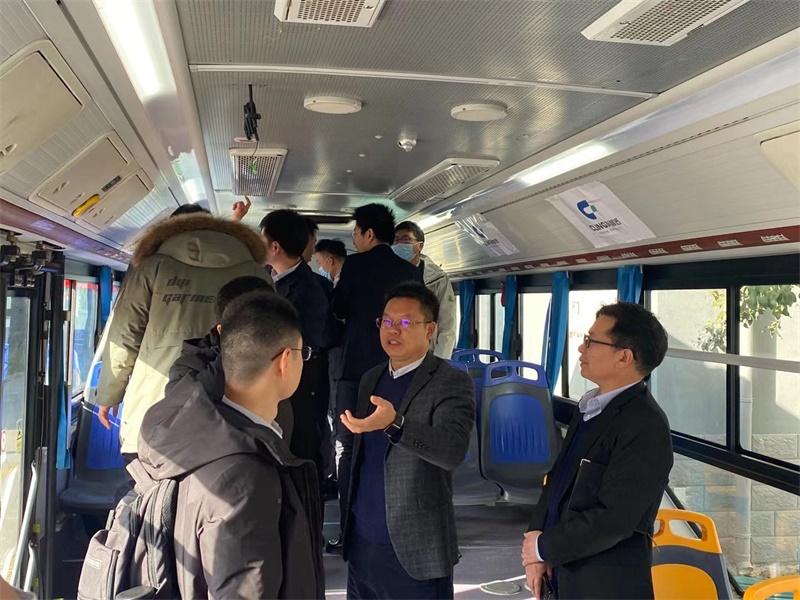 CLING CO2 air conditioner, CO2 A/C, bus HVAC, bus HVAC system, bus air conditioning