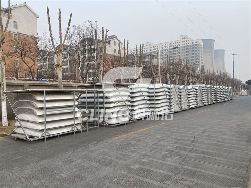 6 containers bus A/C delivery