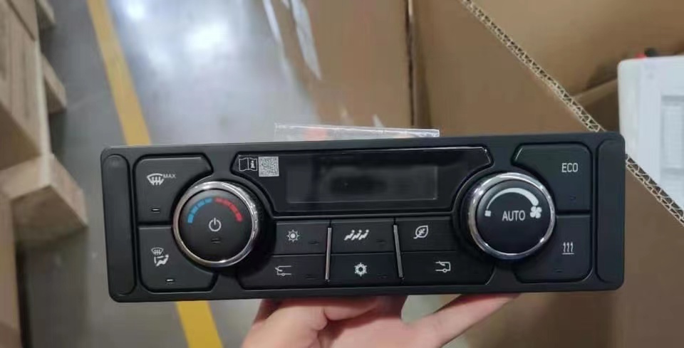 PCM211 air conditioning panel