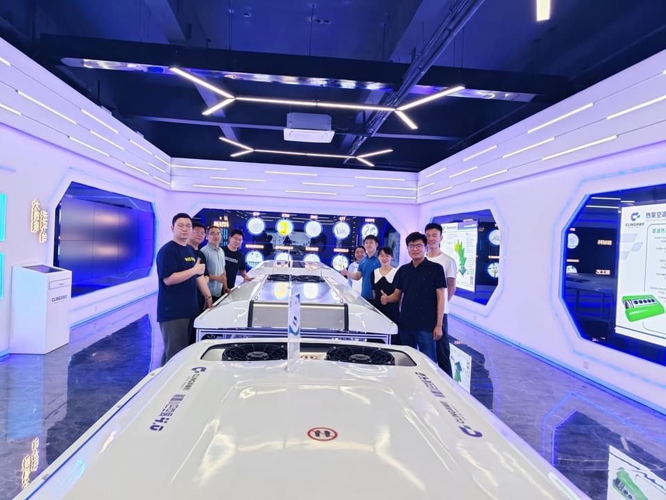 Learn the latest technology in the production workshop