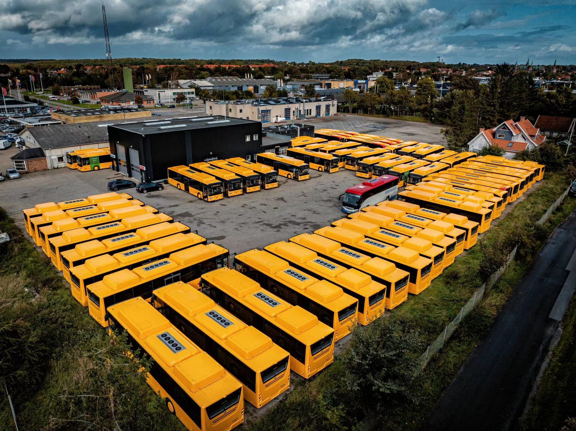 Cling Electric Bus Air Conditioners molead cling electric bus air conditioner hvac system