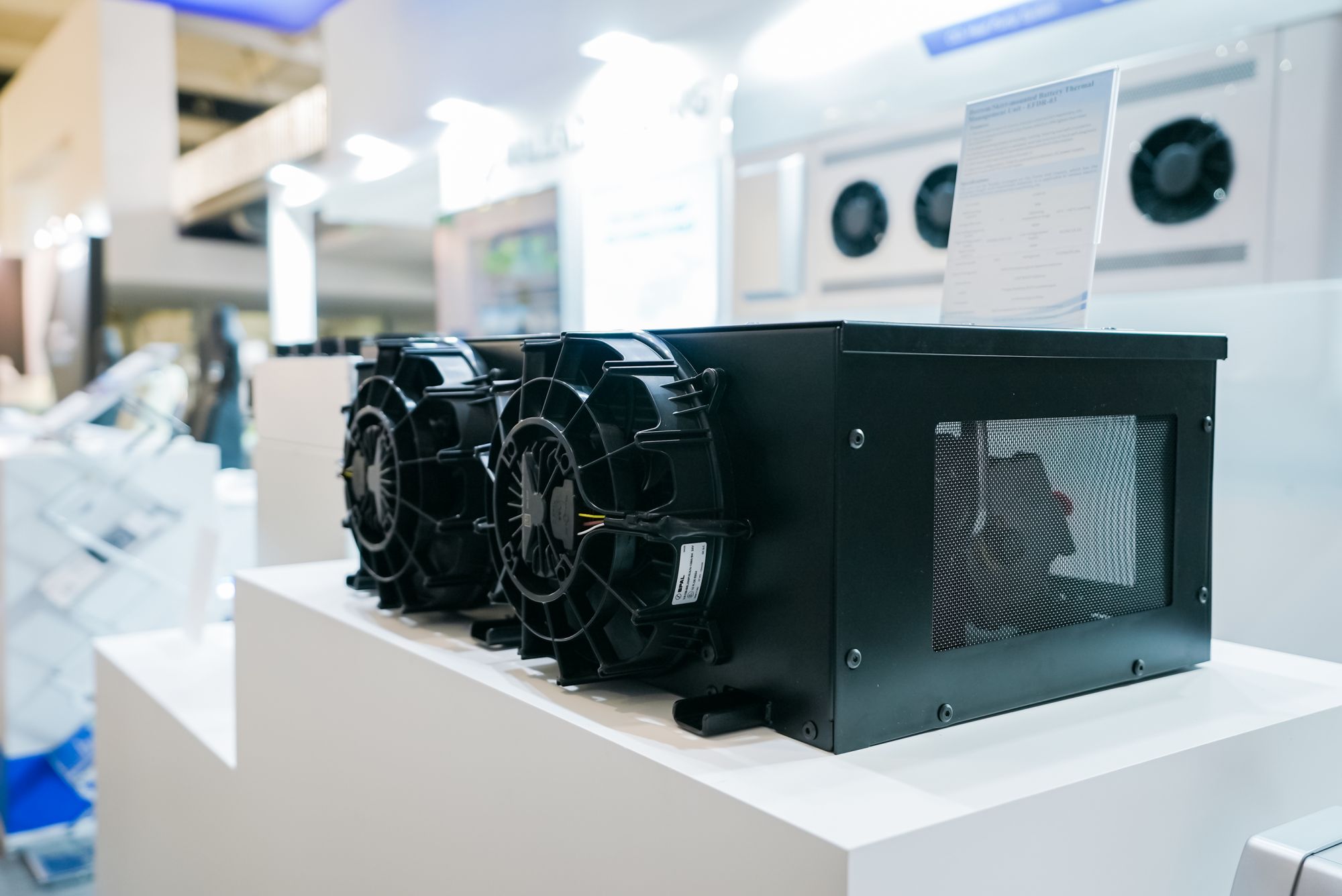 How does battery thermal management system work cling battery thermal management system